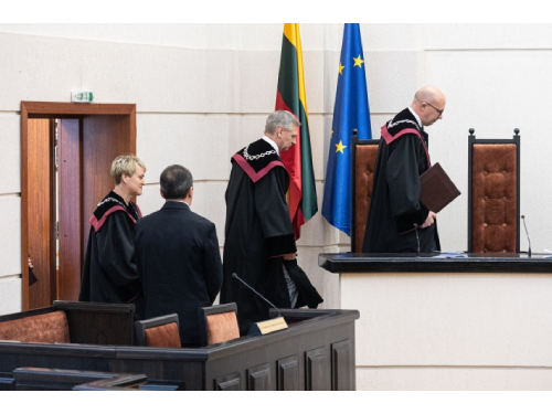 Konstitucinis Teismas skelbs, ar teisėti buvo galimybių paso ribojimai